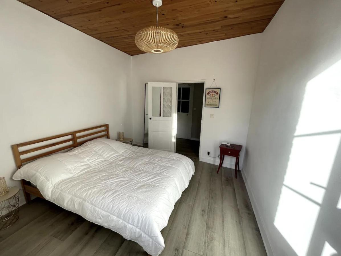 Appartement Au Centre De Дінар Екстер'єр фото